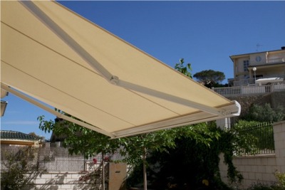 Brasilia Slime Retractable Awning