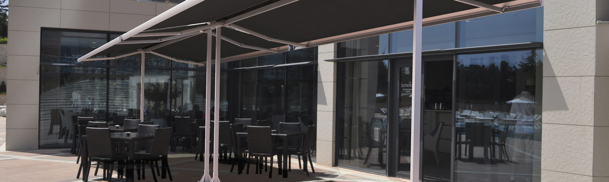 Azul Retractable Patio Awning